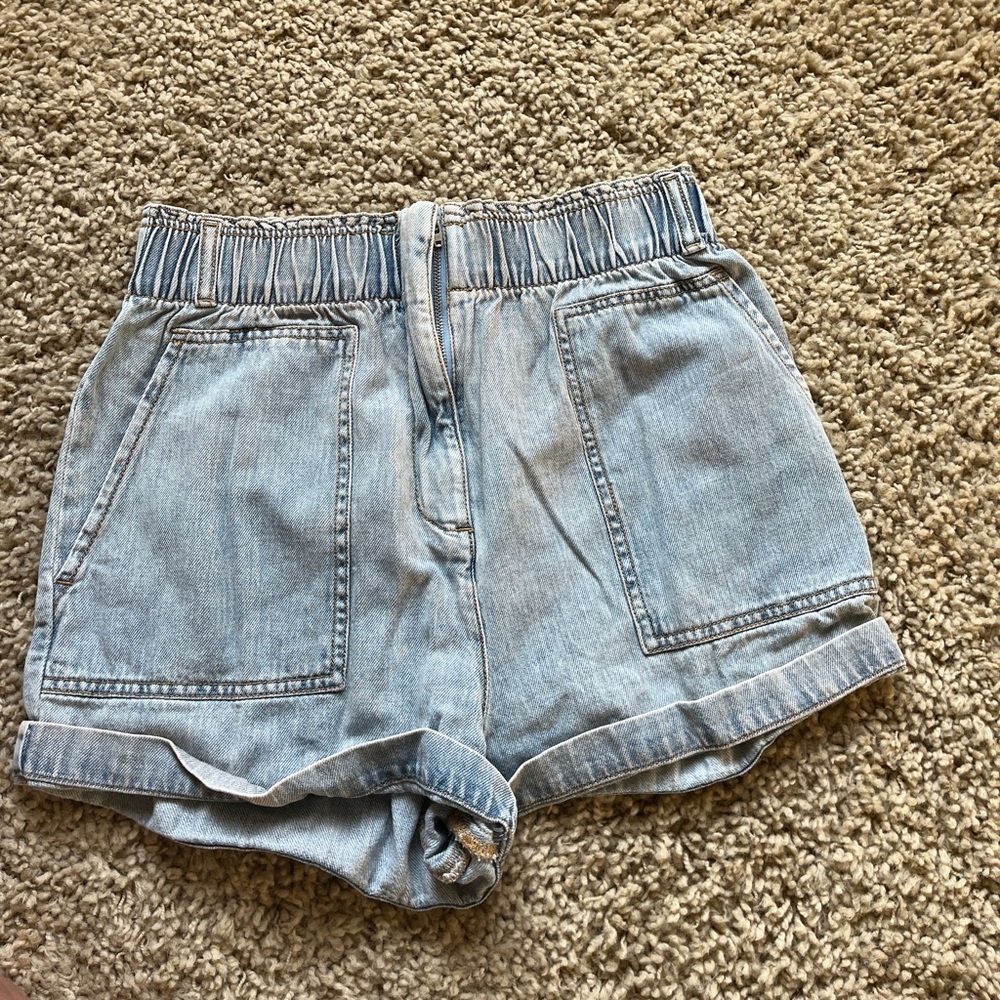 Urban outfitters high waisted shorts size M